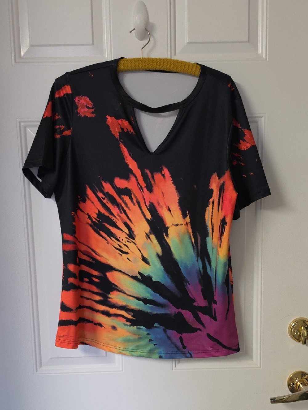 Women's Black Multicolor Tie-Dye V-Neck Short Sleeve Tee